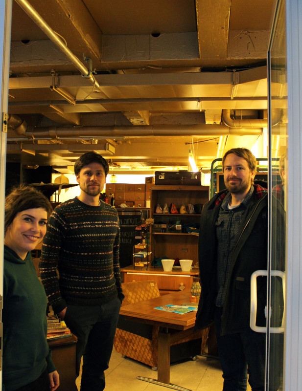 Das Wedderbruuk Team: Sandra, Frederik und Tillmann im Laden